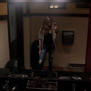 Meet your Posher, Phoebe